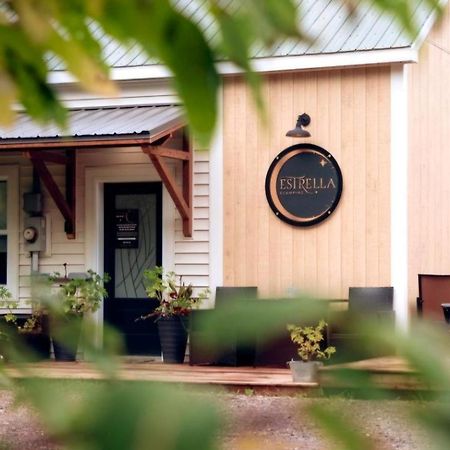 ホテル Estrella Glamping キャラキット エクステリア 写真