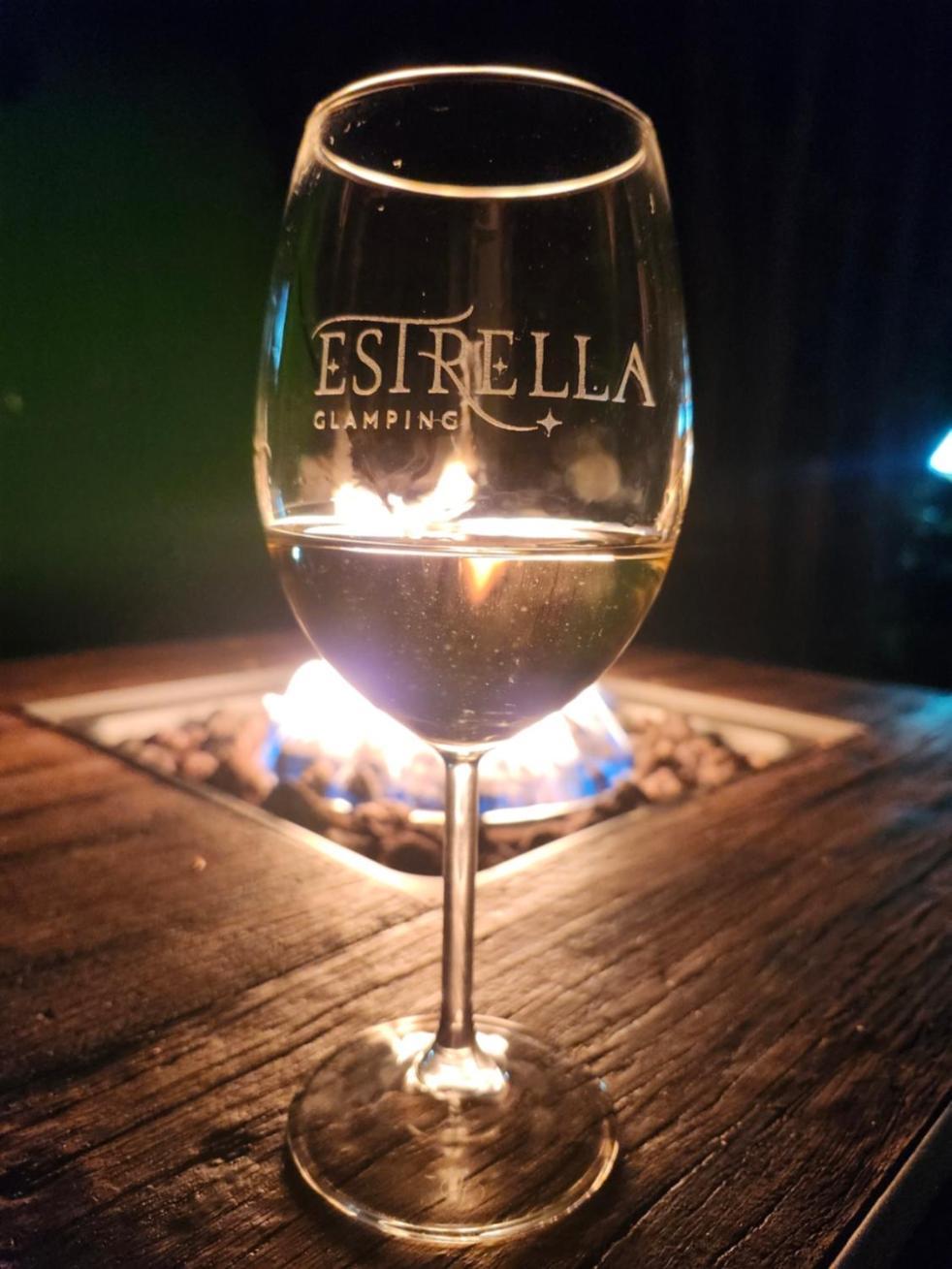 ホテル Estrella Glamping キャラキット エクステリア 写真