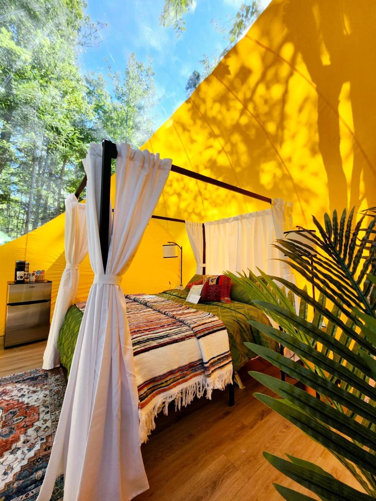 ホテル Estrella Glamping キャラキット エクステリア 写真